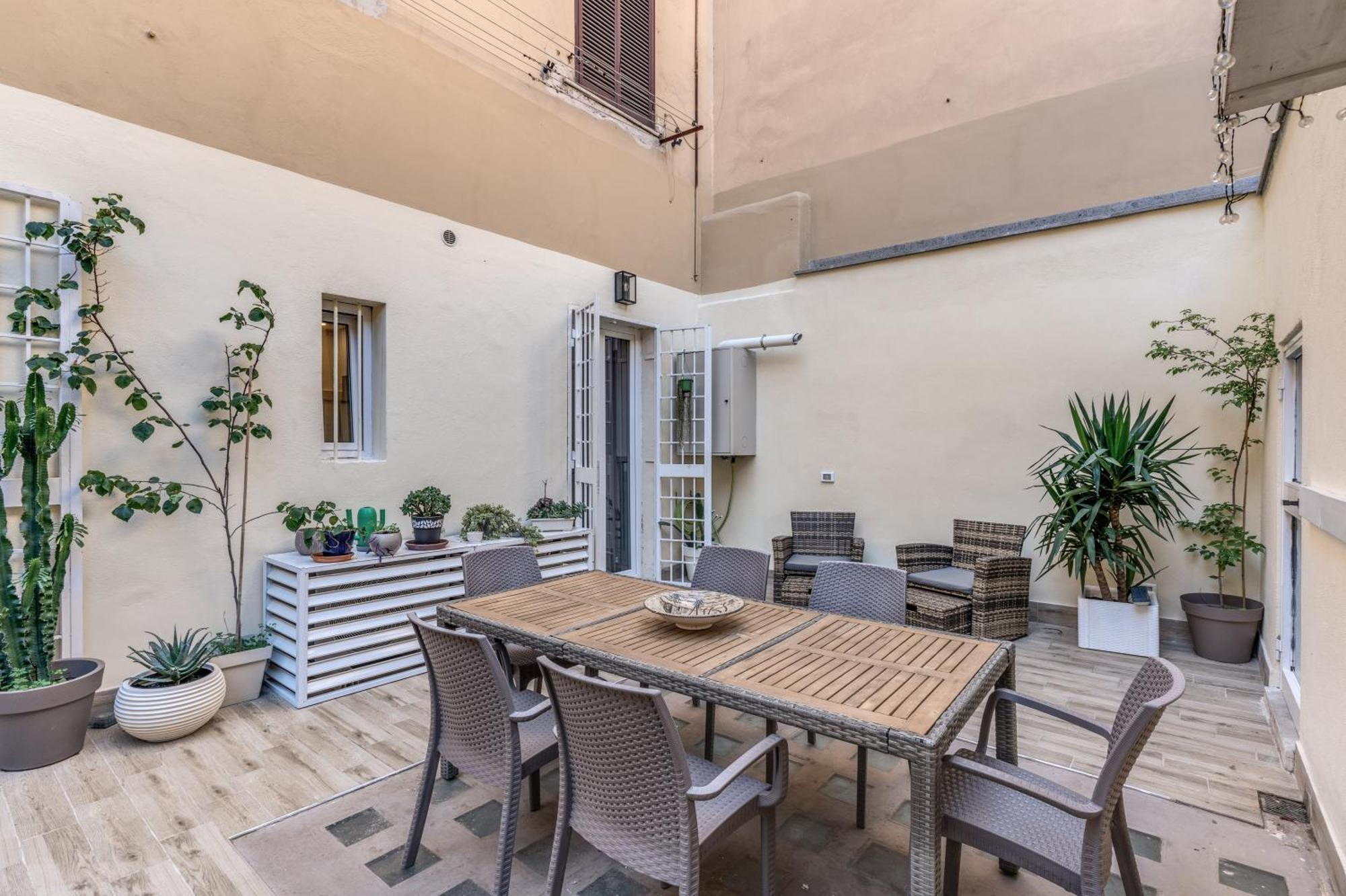 Nala Luxury Apartment With Terrace Rome Exterior photo